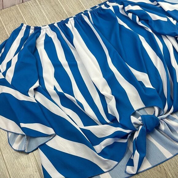 Blue & White Striped Off the Shoulder 3/4 Flare Sleeve Tie Knot Blouse.  2XL - Picture 2 of 11